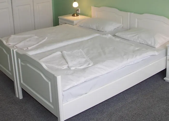Hotel Bily Lev
